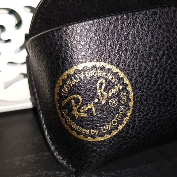 Ray Ban eye Case - Picture 2 of 5